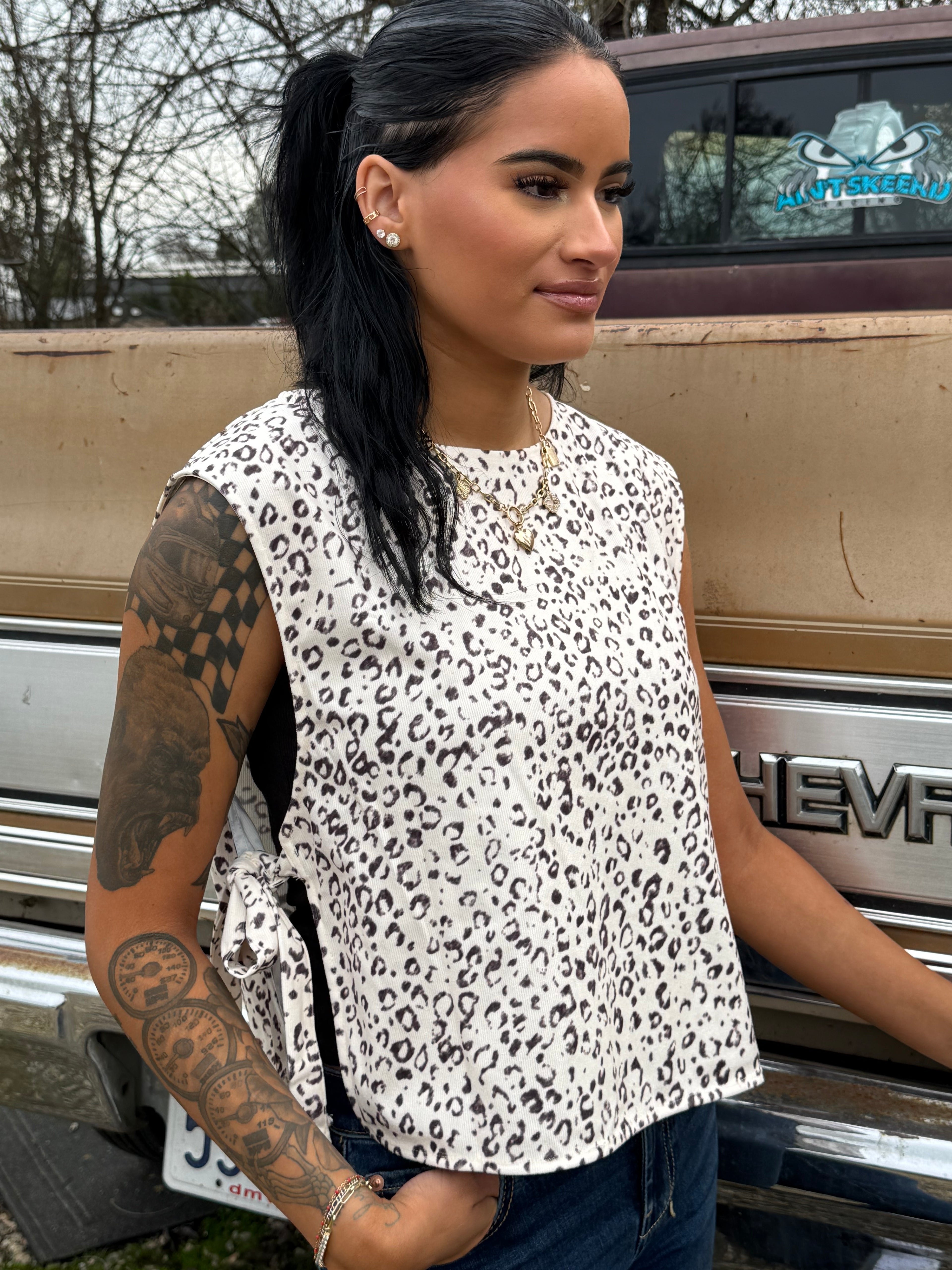Western Leopard Print Knot Side Twill Vest