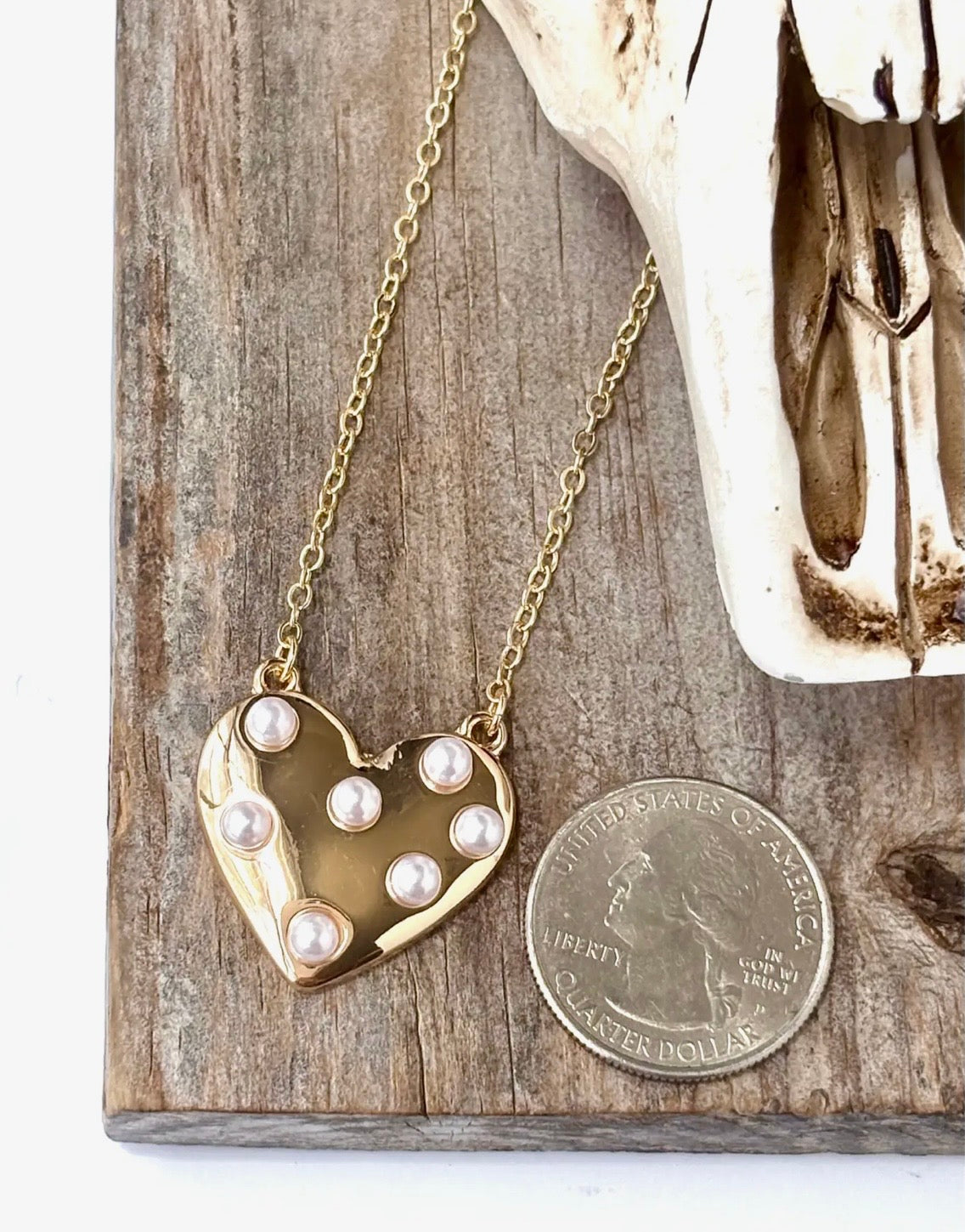 Dainty Heart Pearl Pendant Necklace