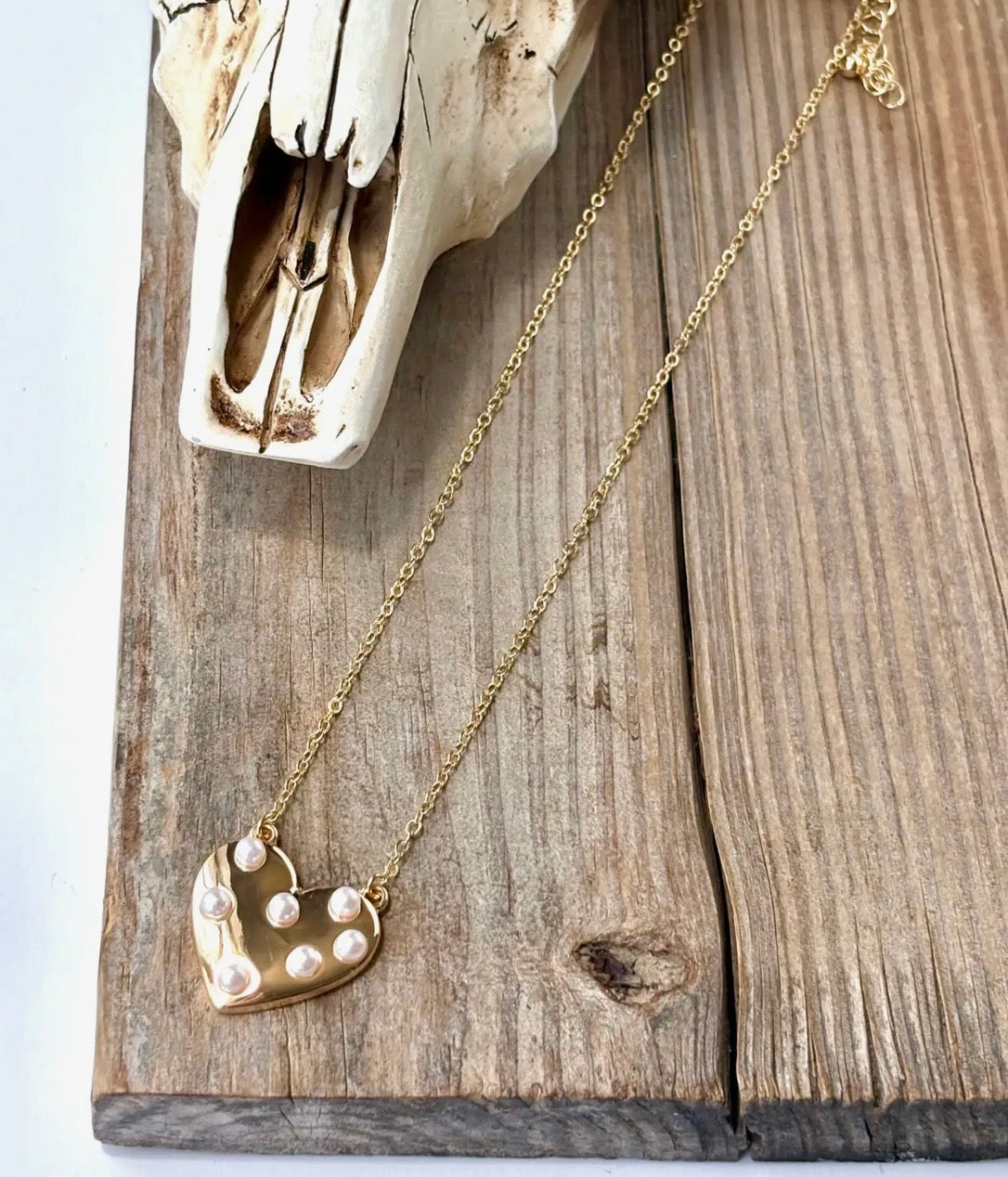 Dainty Heart Pearl Pendant Necklace