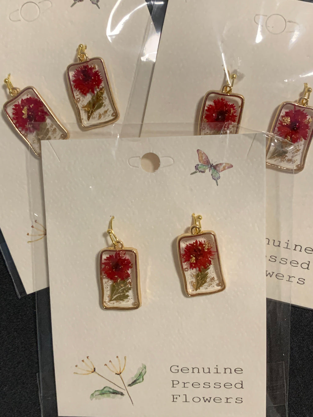 Cottage Red Dried Flower
Rectangle Earrings