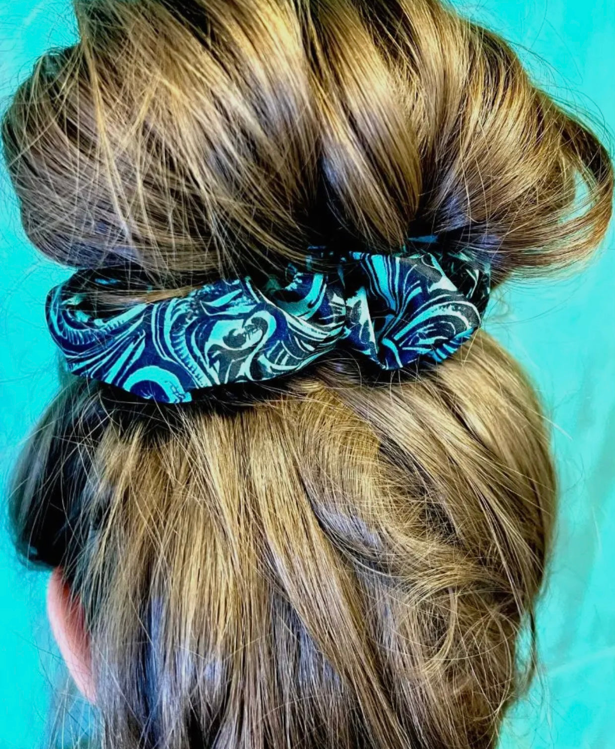 Sheridan Country Scrunchie